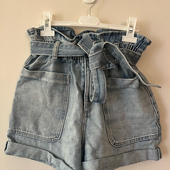 Zara size 2 paper bag denim shorts - Picture 1 of 3